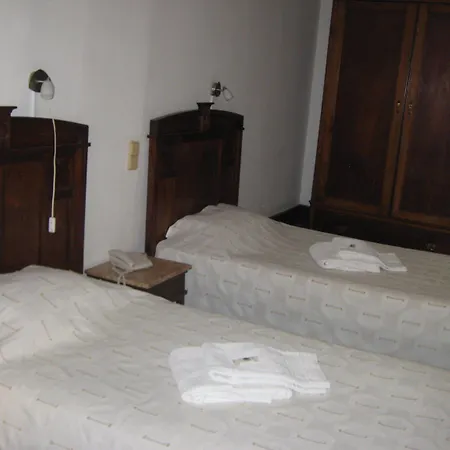 Avenida Hotel *